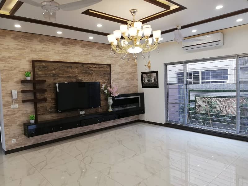 1 Kanal Upper Portion Separate Gate (Brand New) 2 Bed Attach Bath Tile Flooring Tv lounge Side Terrace Kitchen Store In DHA Phase 8 Near Broadway 11