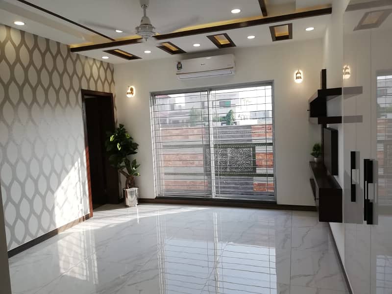 1 Kanal Upper Portion Separate Gate (Brand New) 2 Bed Attach Bath Tile Flooring Tv lounge Side Terrace Kitchen Store In DHA Phase 8 Near Broadway 14