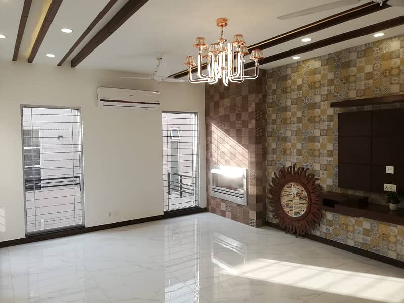 1 Kanal Upper Portion Separate Gate (Brand New) 2 Bed Attach Bath Tile Flooring Tv lounge Side Terrace Kitchen Store In DHA Phase 8 Near Broadway 16