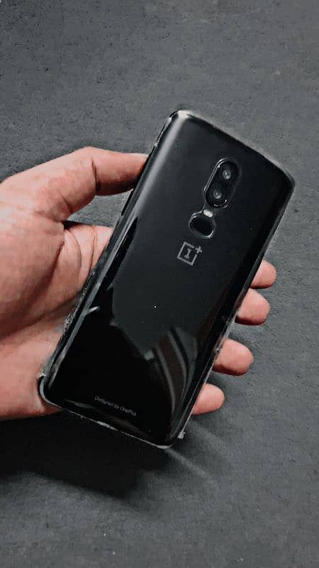 OnePlus 6 (64 GB) Lush Condition 3