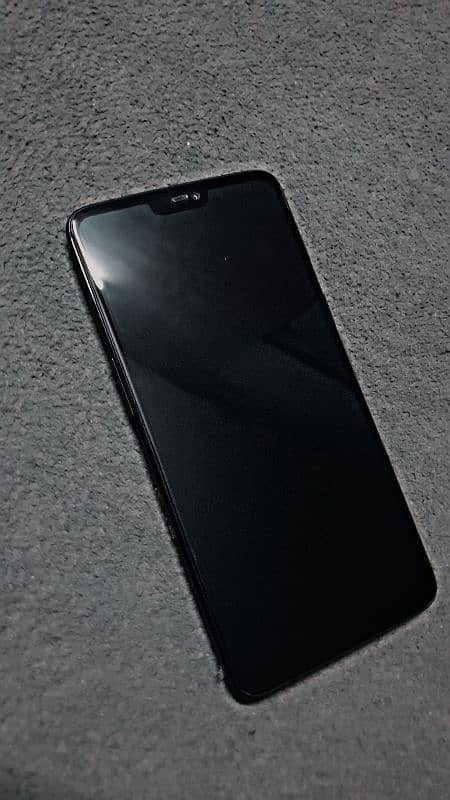 OnePlus 6 (64 GB) Lush Condition 5