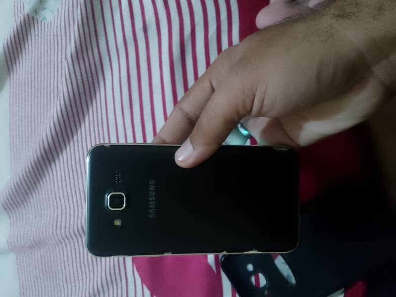 Samsung Galaxy j7 0