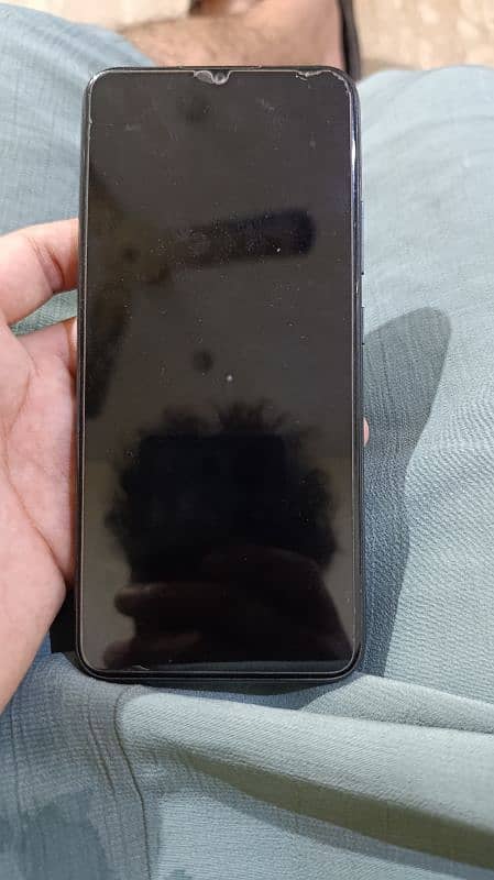 Realme C25s 4/128 1