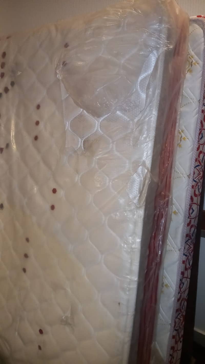 Master Spring Mattress and Al Khair Health mattress for sale Lahore 1