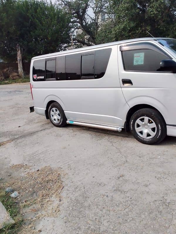 Toyota hiace 3