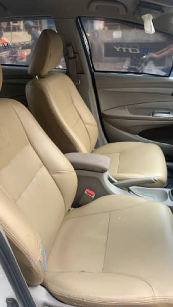 Honda City IVTEC 2018 6