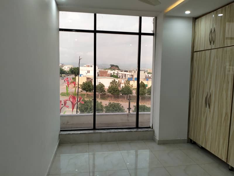 Bahria Enclave Sector G 2 Bedroom TV Launch Kitchen Apartment Available For Rent Good Location 4