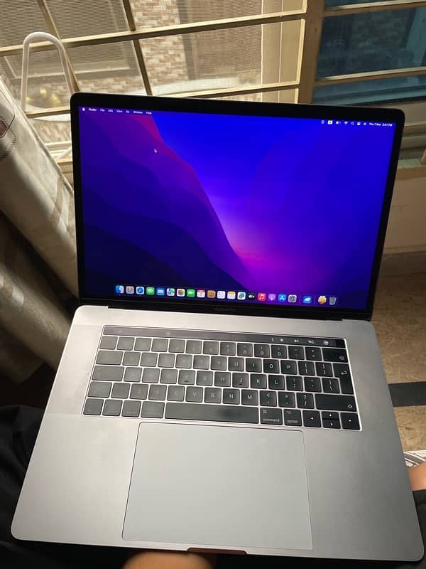 Macbook Pro 2017 (15 inch) 0