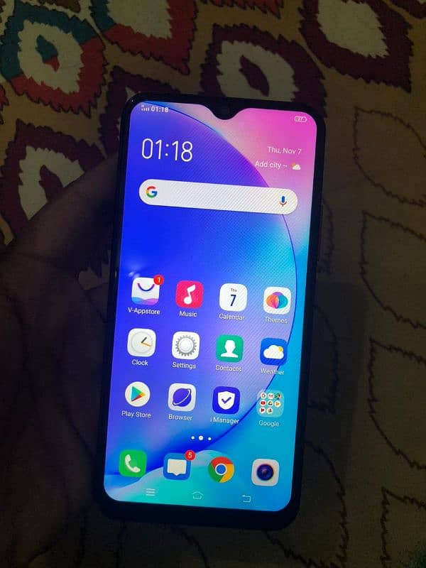 Vivo y15…4gb ram 128gb 3