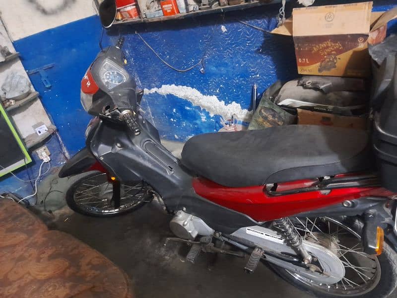 Ladies Scooty For Sale Self Start Auto scooty 3