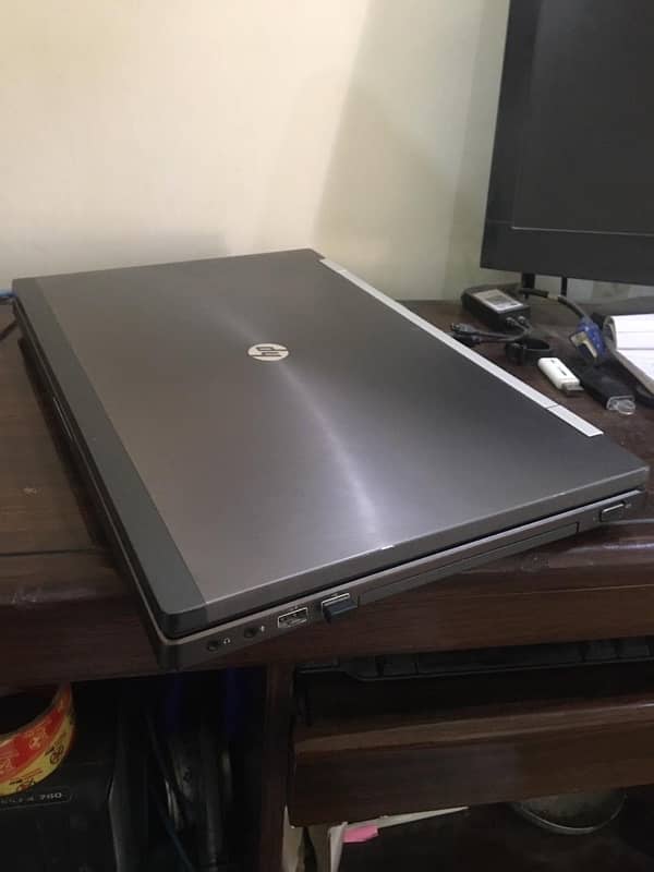 hp workstation i7 2nd gen Invidia graphic card 1