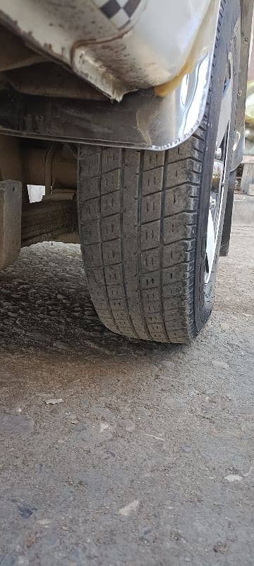 12 size ky tyre hy Suzuki bolan Alto fx only tyre for sale 4