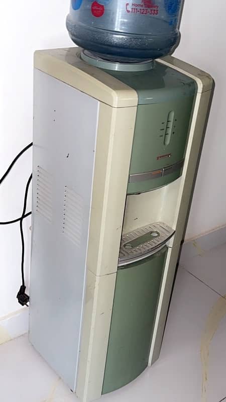 westpoint water hot/ cold dispenser for sale . cond 9/10 1