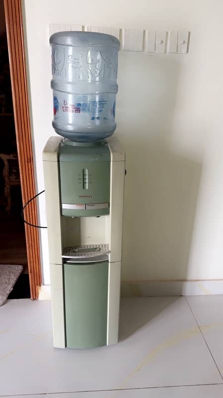 westpoint water hot/ cold dispenser for sale . cond 9/10 5