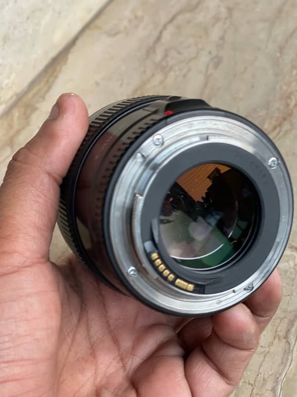 Canon lens 85mm1.8 for sale 2