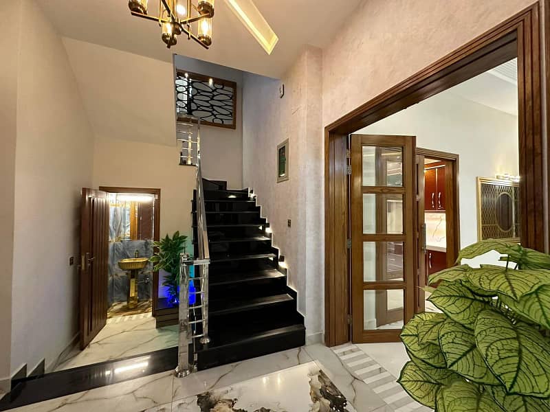 10 Marla Brand New Luxury House Available For Sale In Bahria Town Lahore. 10