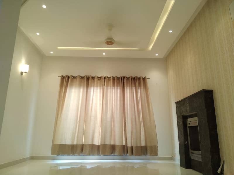 5 Marla Full House 3 Bed Attach Washroom Tv Lounge Drawing Dinning Kitchen Store Tile Flooring in DHA Phase 5 10