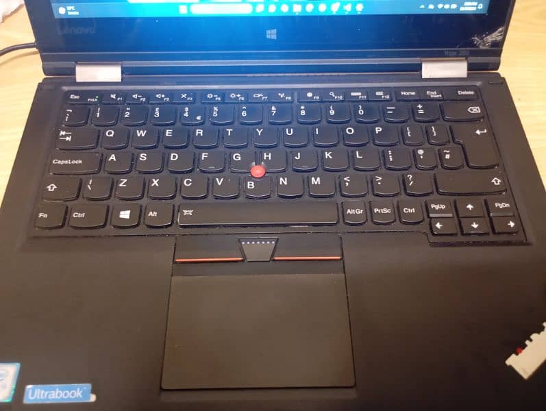 Yoga 260 i5 6 generation 8GB RAM 256 SSD 4