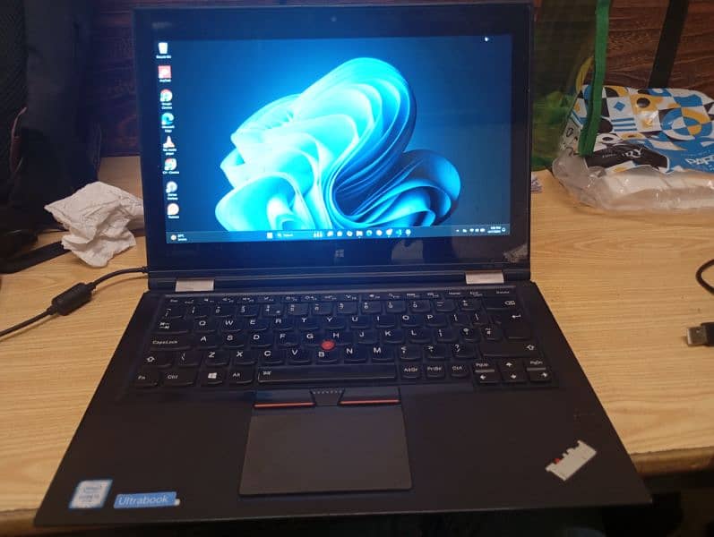 Yoga 260 i5 6 generation 8GB RAM 256 SSD 5