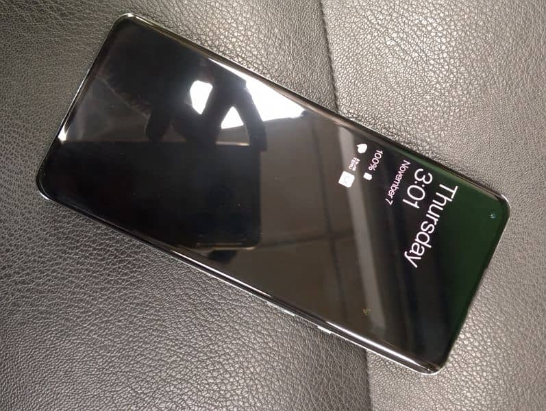 Oneplus 9 Pro in great condition 2