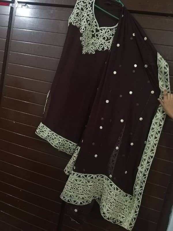 Beautiful Full Embroidered Lehnga For Sale 4