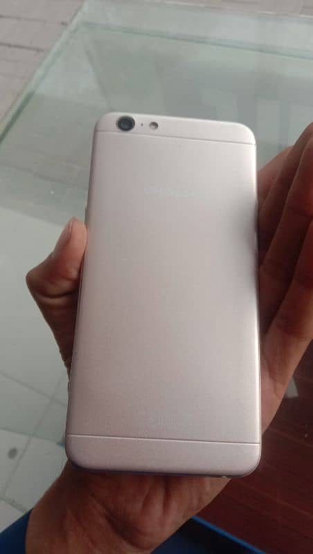 oppo A57 4