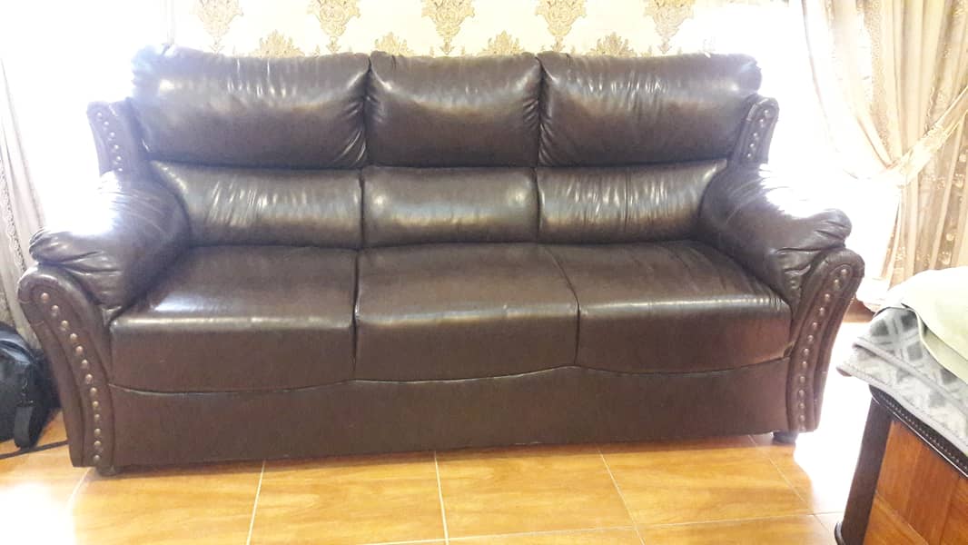 Leather5 seater sofa , chocolate brown colour. Negotiable. Verygood c. 4