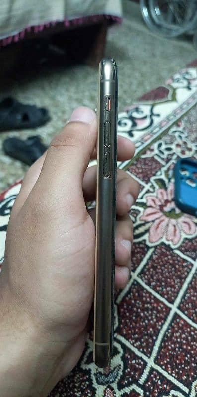 IPHONE 11 PRO 256GB NON PTA ( WITH SIM TIME ) 2