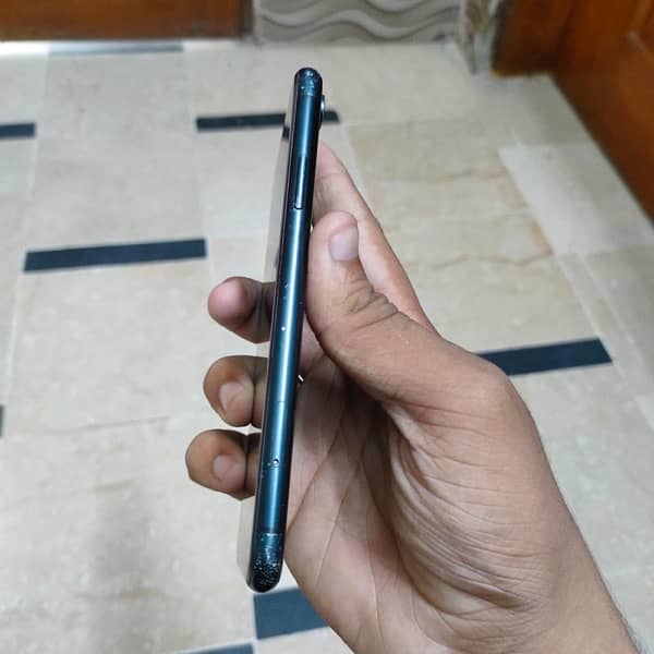 iphone xr urgent sale 5