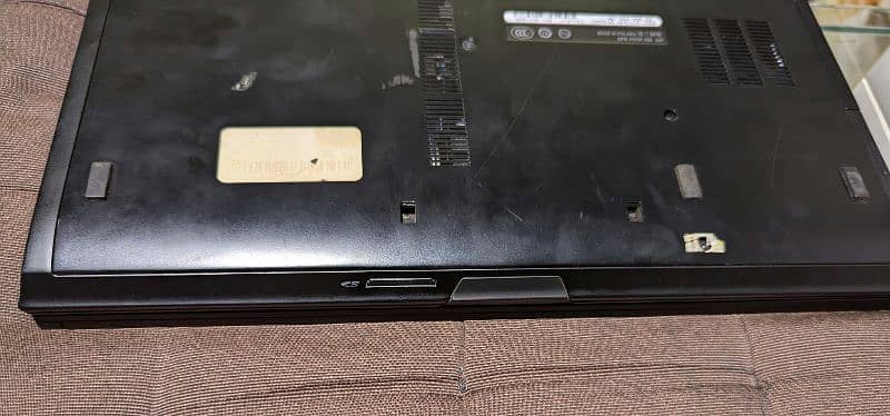 Dell latitude e6400 Core2Due 2GB Ram 40Gb Harddrive urgent sale 7