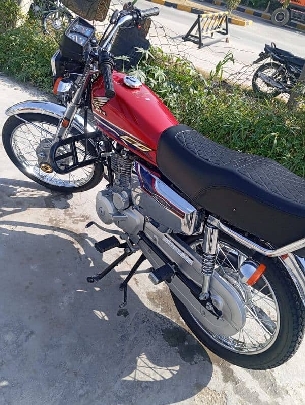 honda 125 self start brand new 1