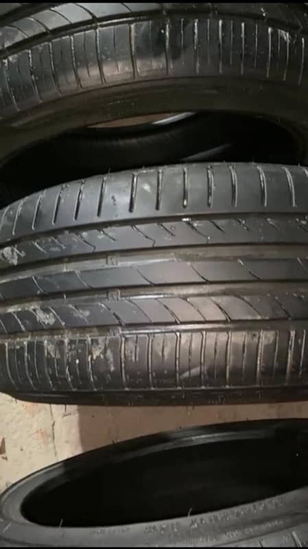 205/40/17 tyres in good condition 0