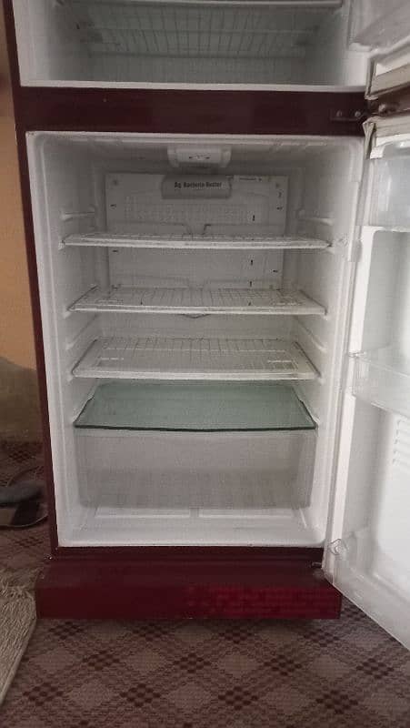 Slightly used fridge 2