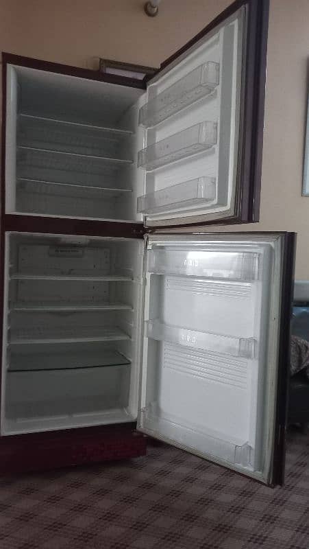 Slightly used fridge 3