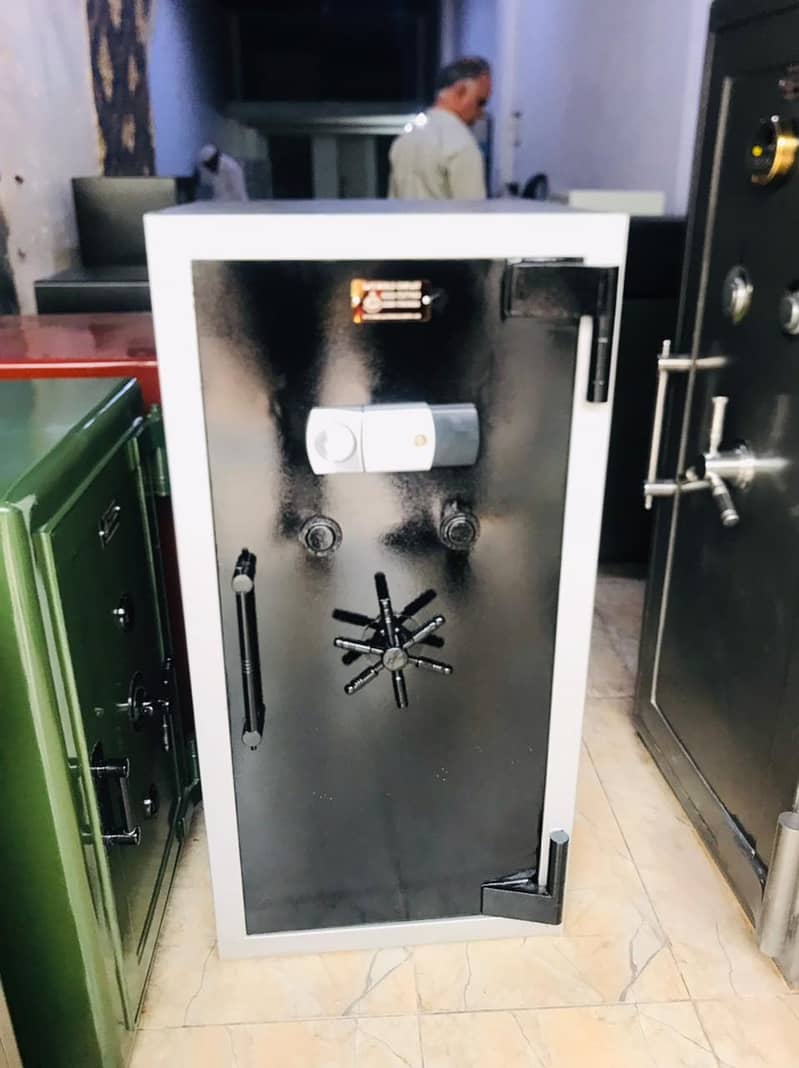 Custom Safes | Fireproof Vault Doors | Digital Safes 15