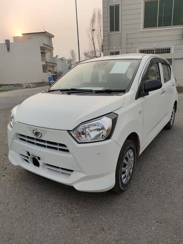 Daihatsu Mira 2024 4