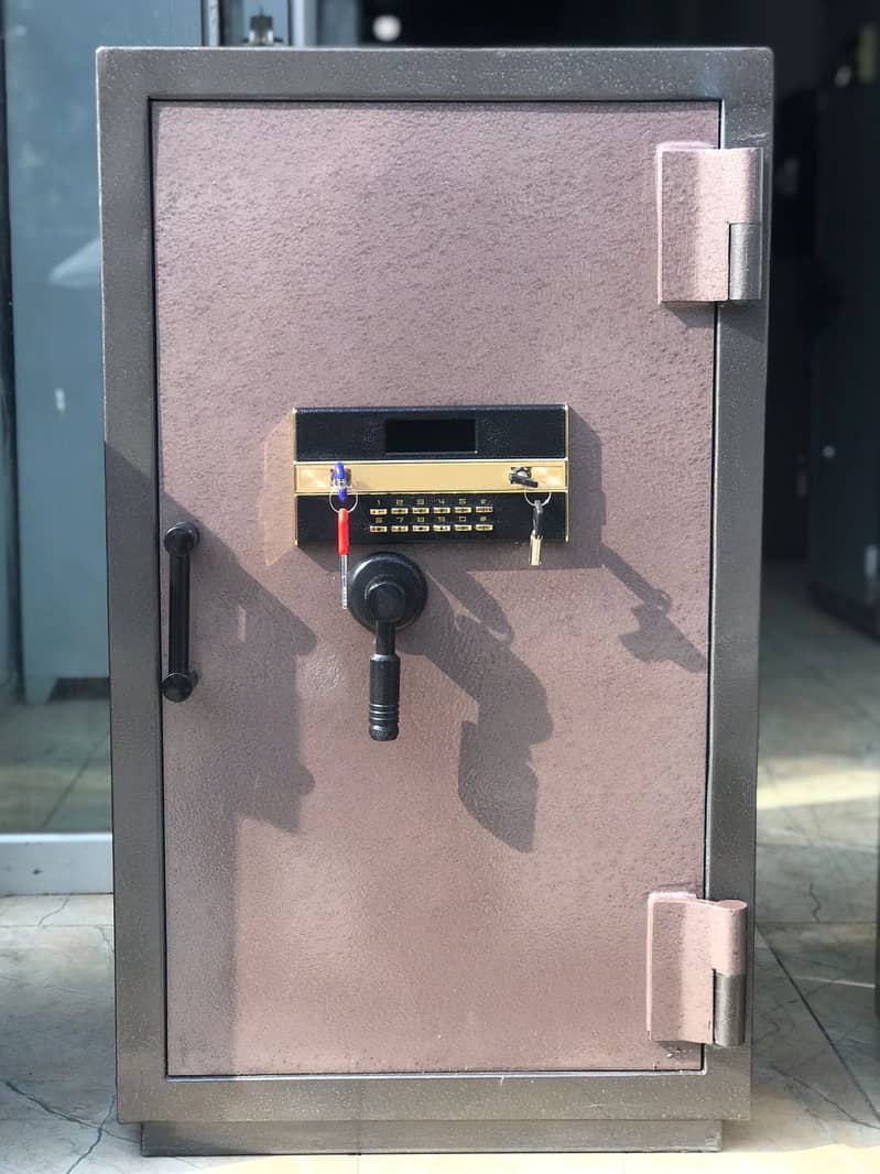 Fireproof Vault Doors | Bio-Metric Fingerprint Safes | Digital Locker 7