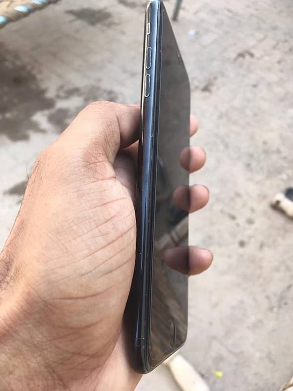 IPHONE 7plus NON PTA + OPPO A37 For hotspot 2