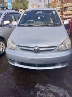 Toyota Platz 2004