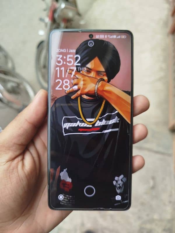 xiomi Redmi note 13 Pro 0