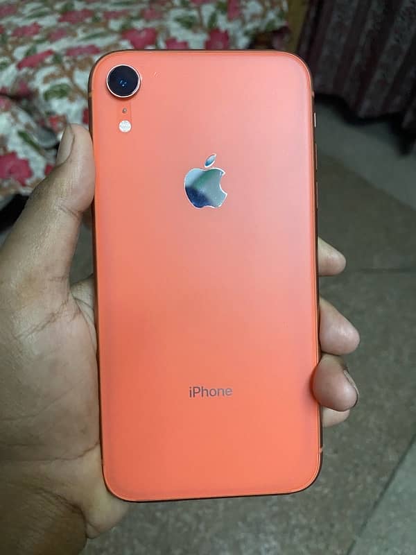 iPhone XR factory unlock 128GB water back 10%95 0