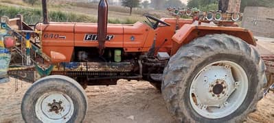 640 tractor for sale 1983 model. . . . . 03021870308