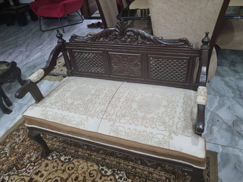 Sofa For Sale in Park View city lahore demond 45000 0