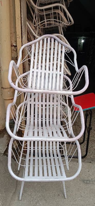 Outdoor iron chairs-iron garden chair(6 chair &1 table set)-Upvc chair 1