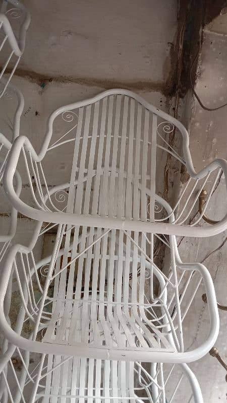 Outdoor iron chairs-iron garden chair(6 chair &1 table set)-Upvc chair 3