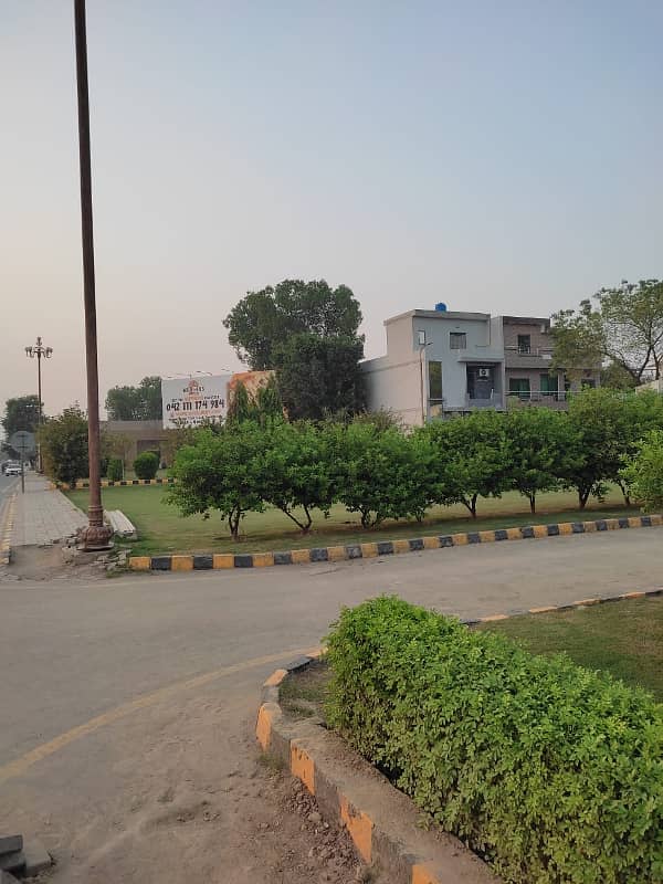 5 Marla Full Possession Paid Ideal Location Perfect For Investment Plot For Sale in Platinum Block Park View City Lahore 5