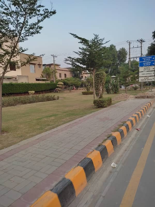 5 Marla Full Possession Paid Ideal Location Perfect For Investment Plot For Sale in Platinum Block Park View City Lahore 7