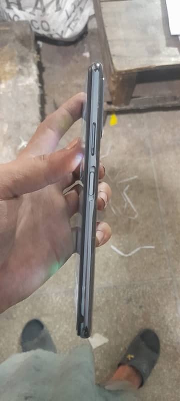 infinix note 8         6/128 4