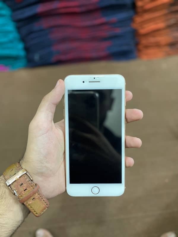 iPhone 8 Plus 64gb pta approved rose golden 1