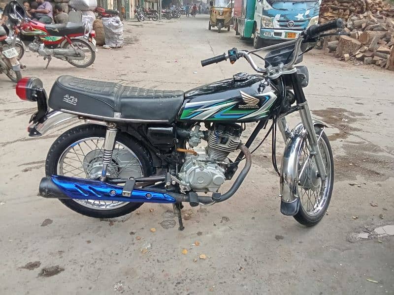 HONDA 125 black color 10/10 0